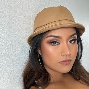 Meet your Posher, Norasing